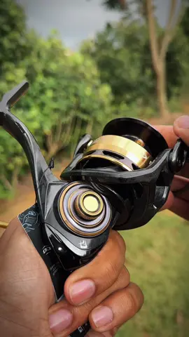 reel pancing terbaru Daido Dogtooth tersedia PSSW dan HSSW #reelpancing #reeldaido #daidodogtooth #reeldewadft #mancingmania 