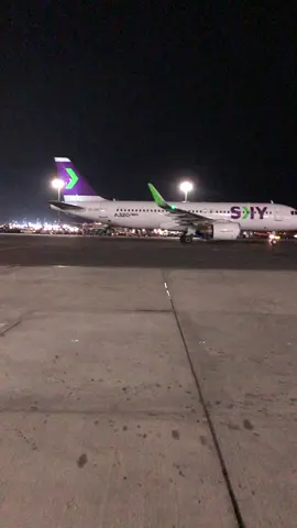 BUENAS NOCHES AVIADORES, COMENZAMOS LA RUTINA DE SIEMPRE CON UNA EXCELENTE VISTA SALUDOS.👨🏻‍✈️🛫