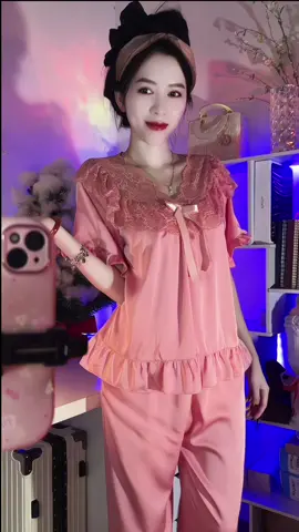 Đồ bộ gì chưa người đẹp #sarahduongreview #sarahduongvlog #sarahduonglive #dobo #dobomacnha 