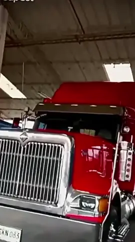 Está es la Tractomula de mis sueños🙏😍🚛 #sueños #somosdiesel #giraldotrucks #camionero #giraldotruckscolombia  @Diesel Cars Y Trucks Colombia @Sueño camionero 