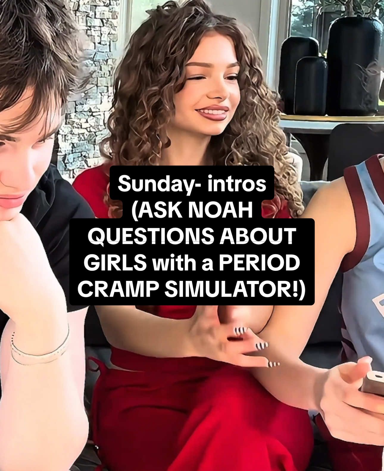|| intros of Sunday from the (ASK NOAH QUESTIONS ABOUT GIRLS with a PERIOD CRAMP SIMULATOR!) video on the Kalogeras Sisters channel || please remember to give creds! || #sundaykalogeras #kalogerassistera #intro #scp #mult1scenes 