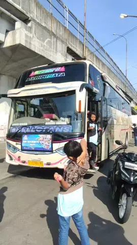 masih bersama @kayani_tour  #sahabatazzahra #syahratransjepara #fypシ #kayanitour 