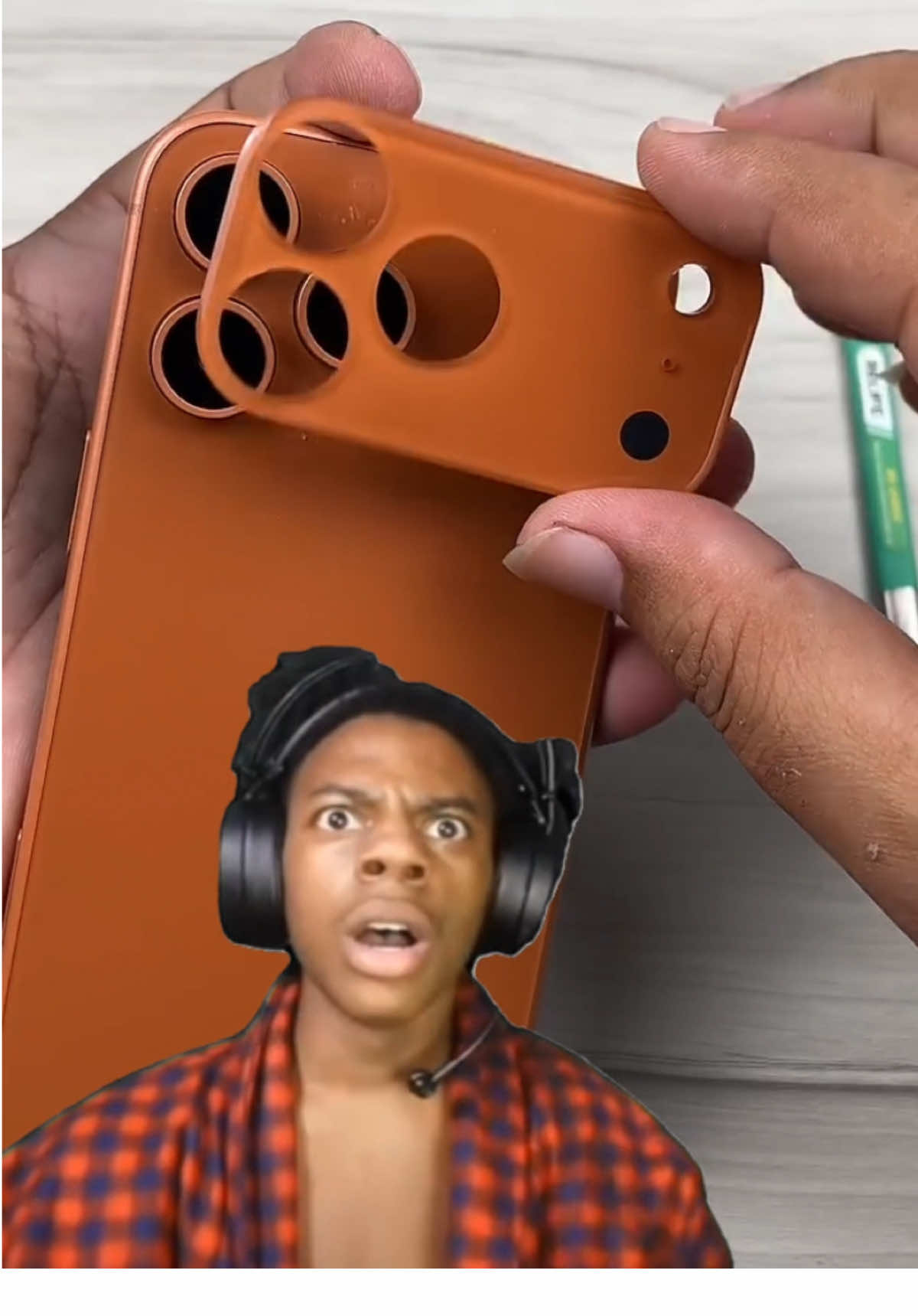 iPhone 17 Pro inside Camera Reveals 😱😱😱 #iphone #fypシ #iphone17pro #trending #meme 