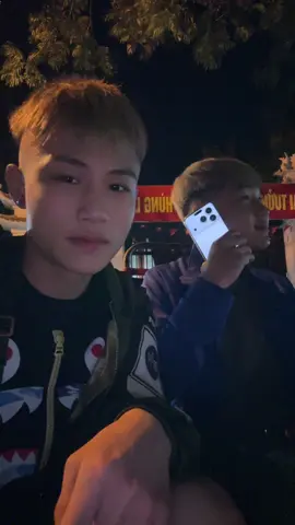 là sao hả bà?@Vu Nam Phong 