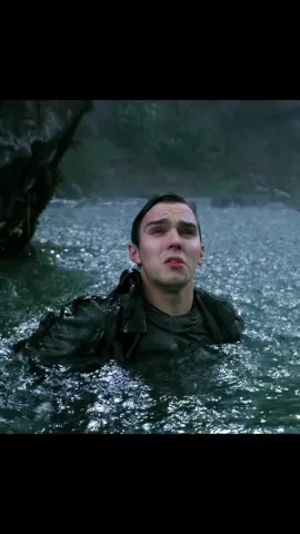 The young man actually hid underwater to avoid the giant #TikTokGemsContest #fyp #fypシ #movie #film 
