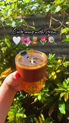 Perfect panggift na coffee mug with straw, super cute🫶🏻🥹❤️‍🩹#fyp #mug #coffeemug #tiktokfinds #giftideas 