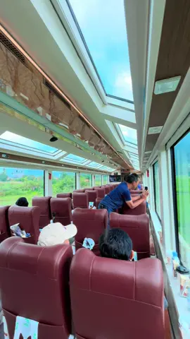 Papandayan Panoramic melintas tiber Kadungora,Garut. Siapa yang udhh nyoba panoramic nya ni?? #fyp #papandayan #garut #keretaapi #keretaapiindonesia 