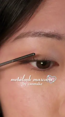 One of my top mascaras is the canmake metalook mascara 🌸 keeps my lashes up all day and is perfect for an everyday natural look! ✨ - #canmake #jbeauty #kbeauty #makeup #naturalmakeup 