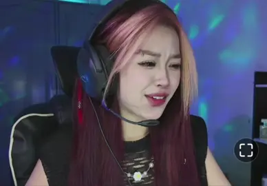 Độc Lập -Tự Do -Hạnh Phúc 🦥 @Hương Đang Lớn 💨 