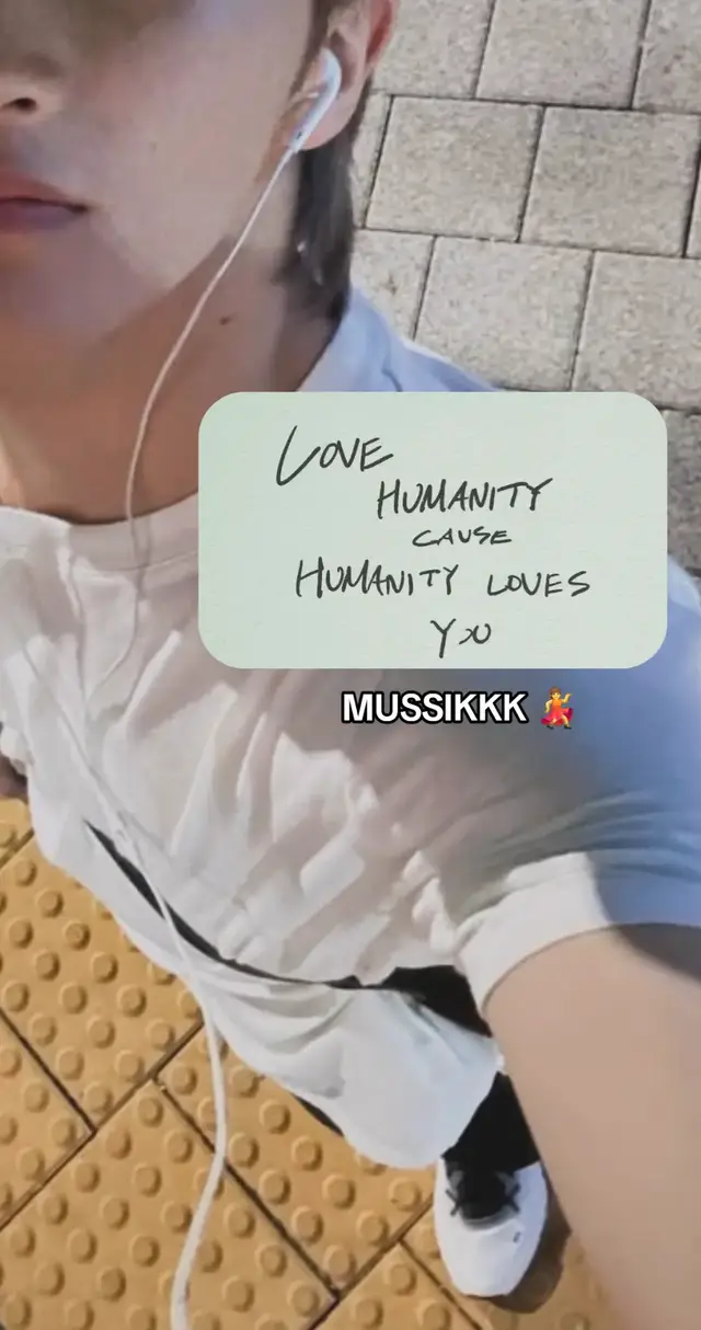 semua akan pret pada waktunya ;) #marklee #nct #freepalestine 