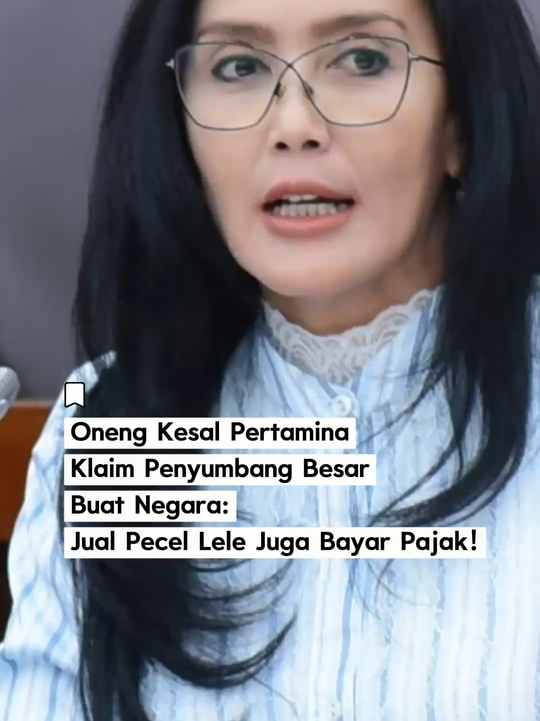 Anggota DPR RI Fraksi PDI Perjuangan, Teh Rieke Diah Pitalokas ungkapkan kekesalannya akibat klaim Pertamina sebagai penyumbang terbesar untuk negara. Jangan merasa yang paling besar membayar pajak! Ingat, tukang pecel lele juga bayar pajak, lho!!! #pdiperjuangan #fraksipdiperjuangan #sejutainfo #riekediahpitaloka #pajak #pertamina