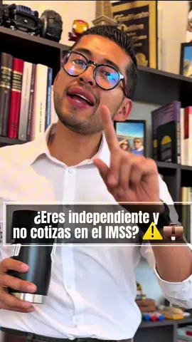 📢 Si eres trabajador independiente y no cotizas en el IMSS, tu futuro financiero depende solo de ti. 💼⏳ Tu AFORE no será suficiente para darte una pensión digna… pero hay una alternativa: 👉 Invertir en fondos indexados, donde tu dinero crece a largo plazo respaldado por los mejores índices bursátiles del mundo. 📈🔥 El momento de actuar es HOY. 🚀 Comenta la palabra “FONDO” y en Inversiones con Arturo te ayudo a diseñar una estrategia personalizada para tu retiro. 💡 💾 Guarda este reel y compártelo con alguien que también necesita asegurar su futuro. 💸 #InversionesConArturo #ValeElPrecio #FondosIndexados #TrabajadoresIndependientes #RetiroInteligente  