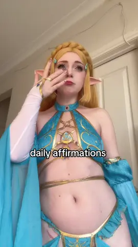Its so hard its so heavy #zelda #zeldacosplay #botw 