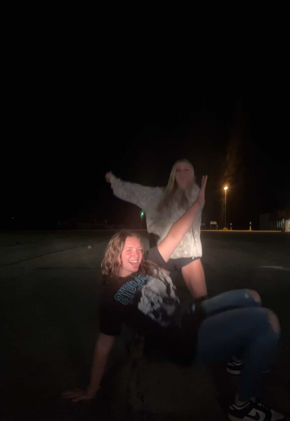 Guess who’s excited for grey day! (Hint: it’s us) @Bella Hepler 