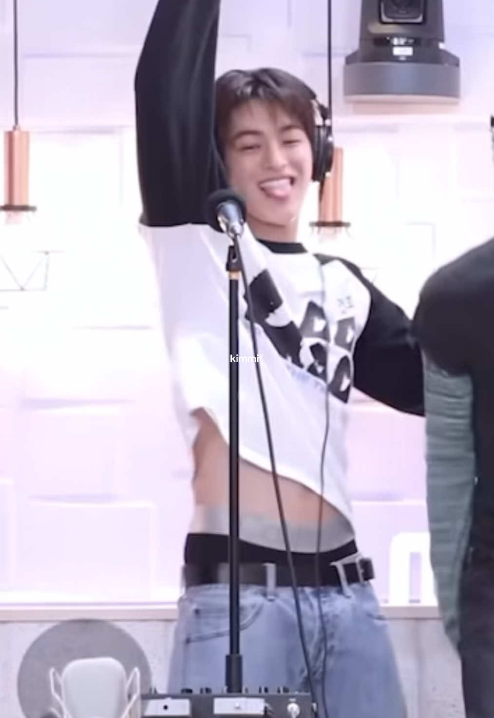 keonho sure knows how to have fun #keonho #cortis #kpop #fyp 