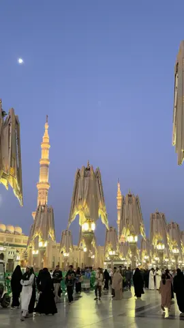 Madinah di sore hari menjelang magrib