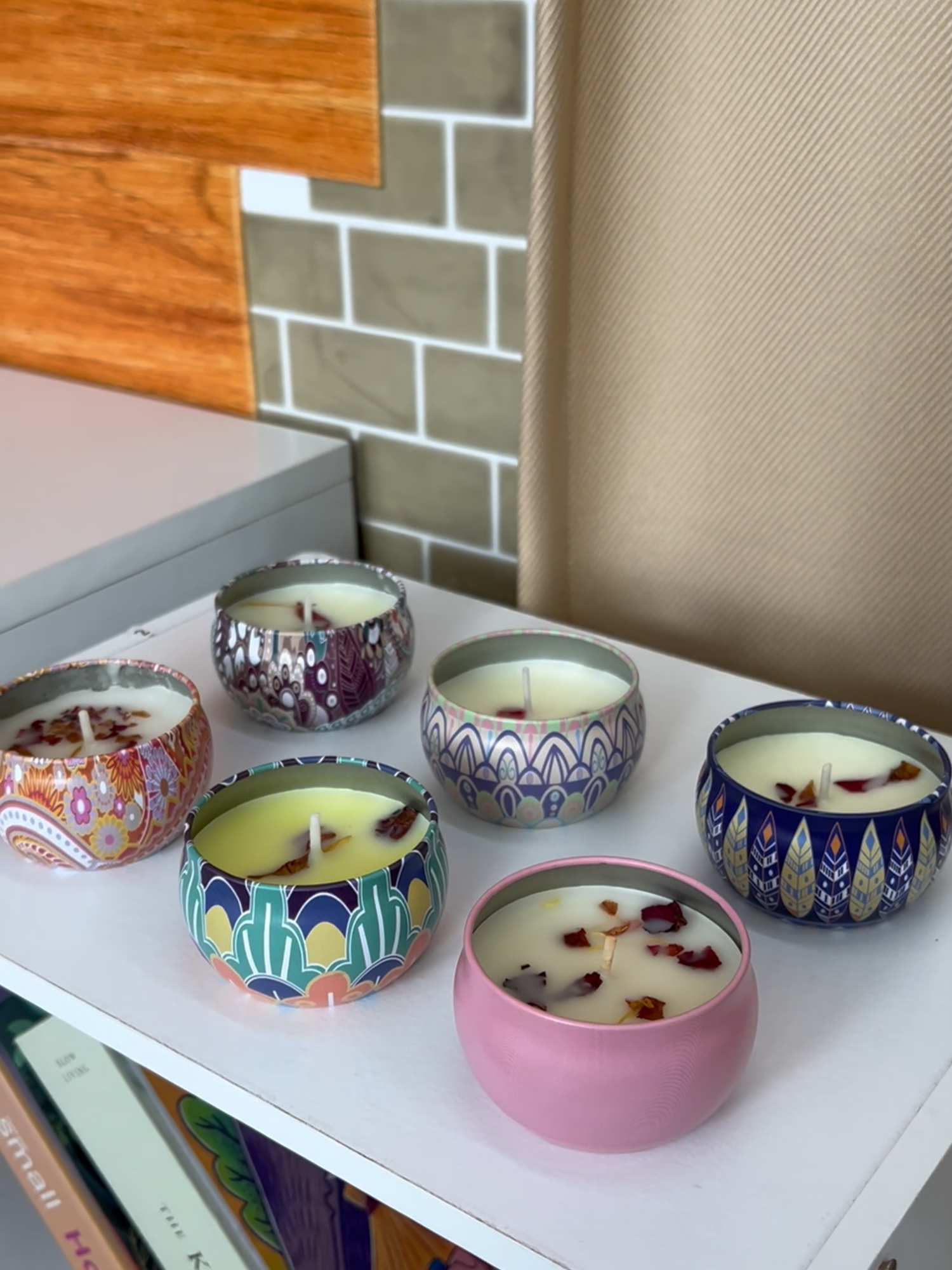 This flower candle blossoms not just with petals but with fragrance that tells a story. 🌸💐 Take a breath and let the scent transport you to a blooming garden. #LumosCandle #Candle #LumosPH