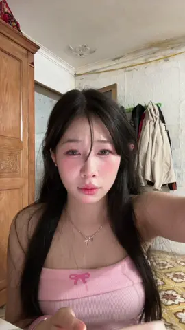 Ai lại làm anh khóc nữa rồi #NhanVatChinh 