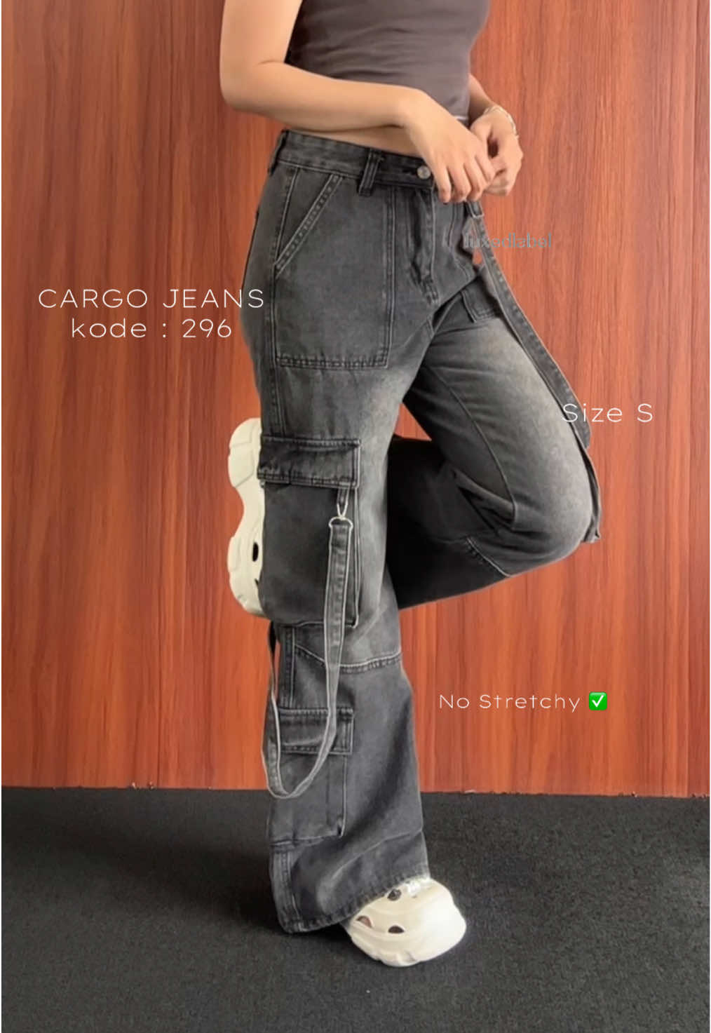 Cuss order sekarang 🙌🏻 @luxe.dlabeljeans #luxedlabeljeans #belilokal #jeans #rekomendasijeans #jeanshighwaist         