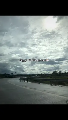 happy birthday to me 🎂 #xhhhhhhhhhhhhhhhhhhhhhhh #fypシ #wynnhuw #sinhnhat