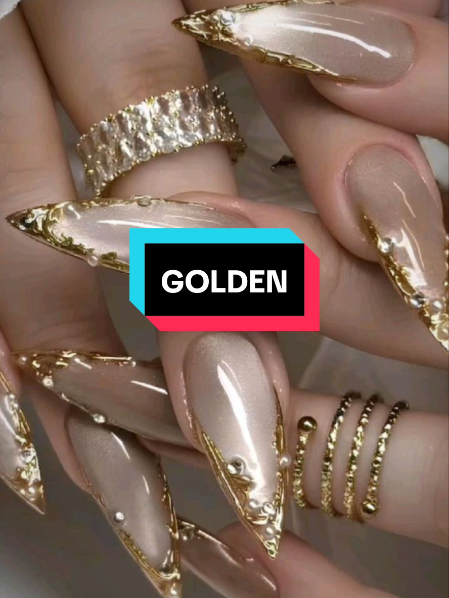 short nails for the girls #nailtutorial #nailinspo #nailsartvideos #artisticclawz #nailart 