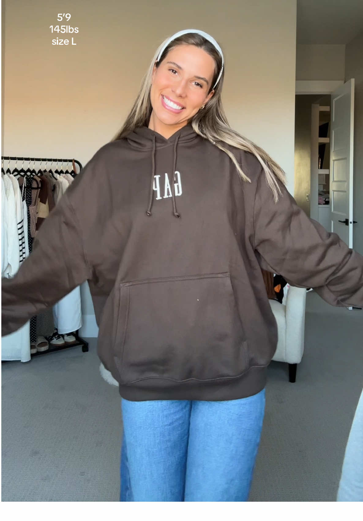 gap hoodies all fall long 🤎 #hoodie #sweatshirt #sweater #fallfashion #tiktokshopcreatorpicks 