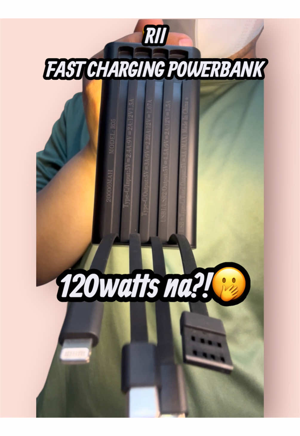 Lahat na ng charging cable na kailangan mo ay built-in na sa RII Fast Charging Powerbank na to. With Emergency light pa! Napakasolid. #riifastcharger #riipowerbank #riipowerbank20000mah #powerbank #120wattsfastcharger 