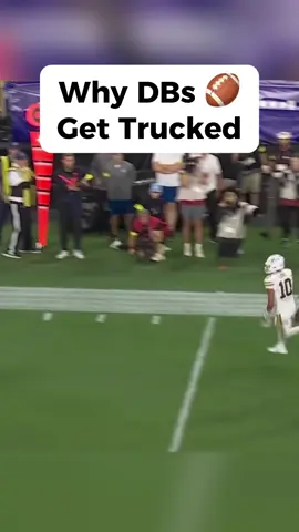 Keep coming downhill and hit with that near shoulder ‼️✅ Train with us on Lockdown Academy - link in bio 🔒🔒 DefensiveBack.com  #defensiveback #football 