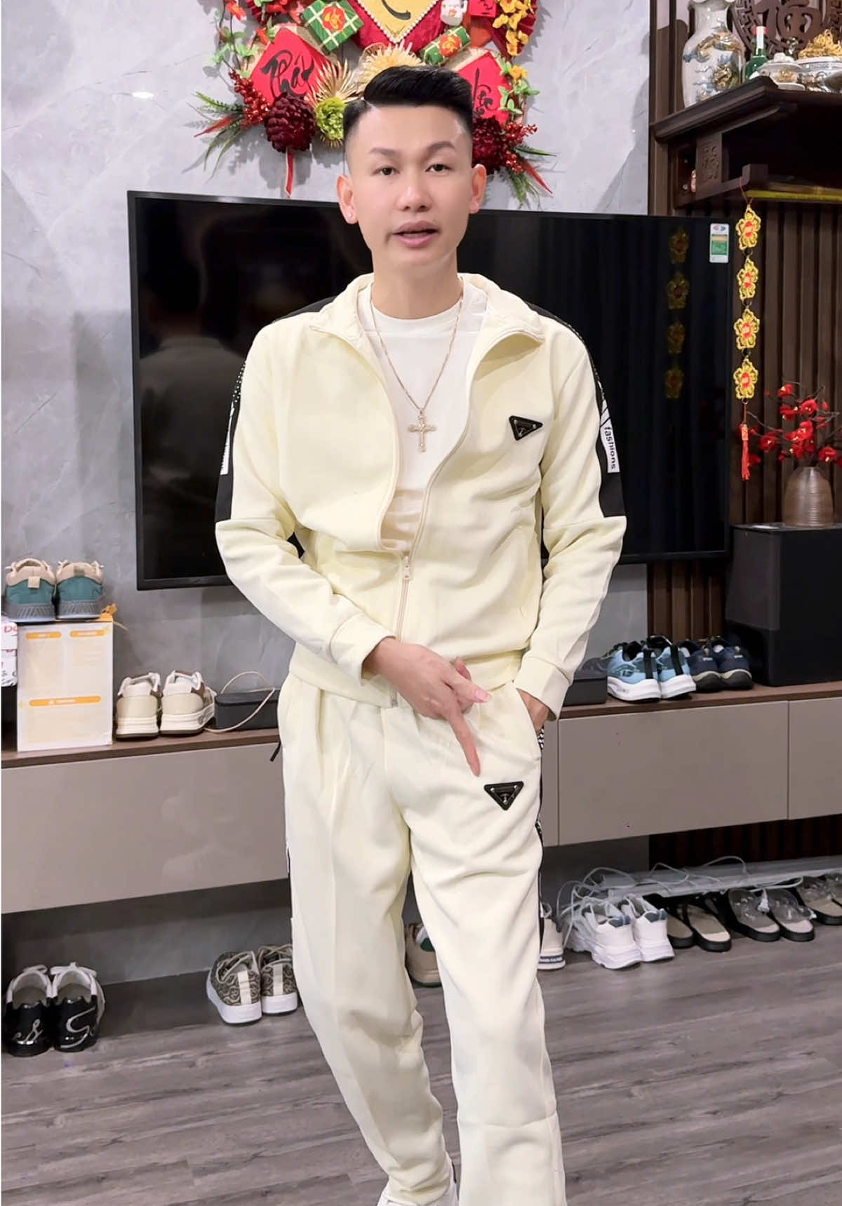 Lên Cho Anhem Bộ Nỉ Ép Chất Chơi #thoitrangnam #thoitrang #duythuong #phoidodep #phoidonam 