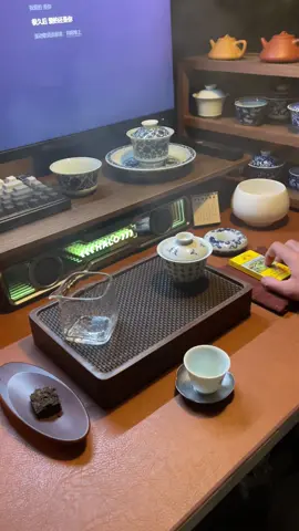 Khay trà này đẹp quá