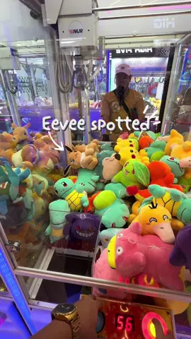 Quick tutorial lang ulit mga kuys! Alam niyo na 😉🫶🏻  #clawmachine #clawmachinewin #pokemon #arcade #clawmasterph 