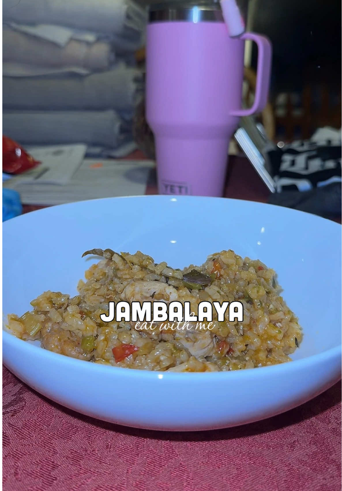 Jambalaya 🥘 #eatwithme #erinmucks #jambalaya #homemade #eatingshow 