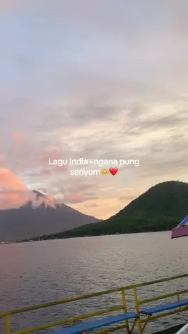 Lagu enak🤙🏾☺️ #fyp#fyppppppppppppppppppppppp #storywa #viraltiktok #fypage #vibes