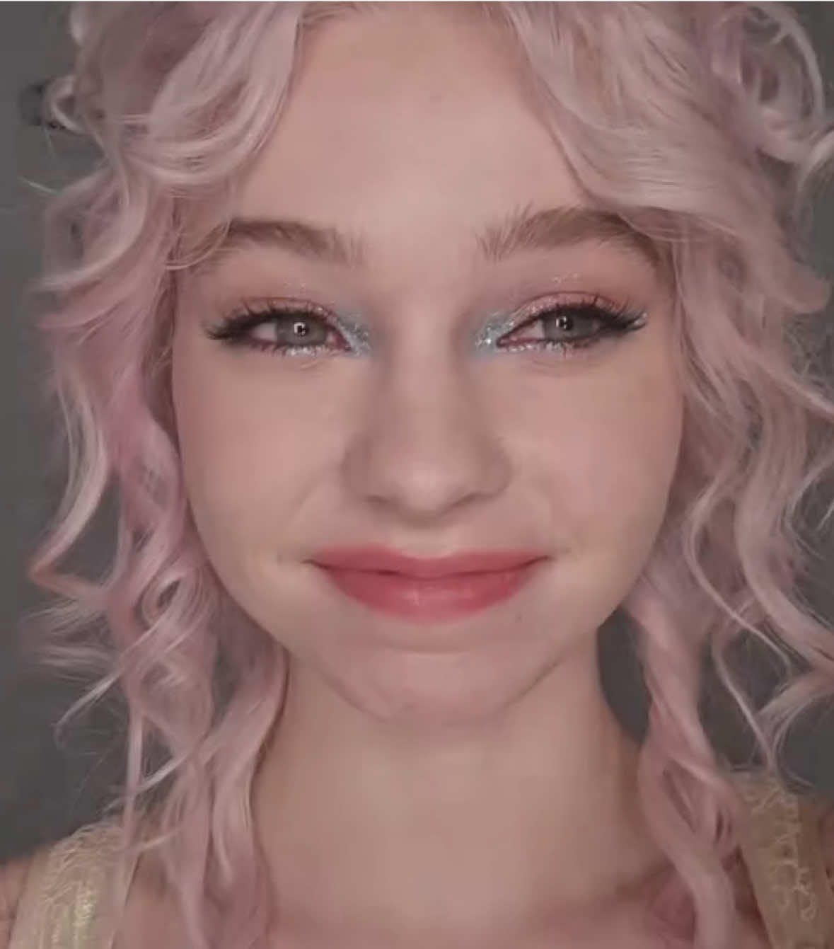 Emma Myers 😍 #WednesdayNetflix #EmmaMyers #EnidSinclair #Beautiful #Video 