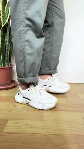 #รองเท้า #รองเท้าแฟชั่น #รองเท้าส้นสูง #รองเท้าแฟชั่นผู้ชาย #รองเท้าแฟชั่นผู้หญิง 