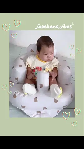 เมื่อลูกเข้าสู่วัยที่วางนอนแล้วร้อง ก็หาที่นั่งให้สะเลย…#เก้าอี้เป่าลม #รีวิวของดีบอกต่อ 
