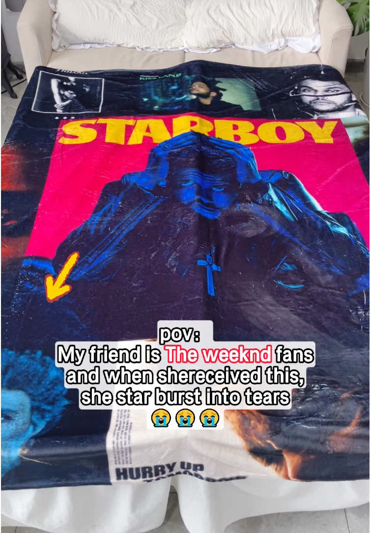 Here is the merch for the weekend fan#theweeknd#afterhourstildawnstadiumtour#THEWEEKND #cobija #blanket 
