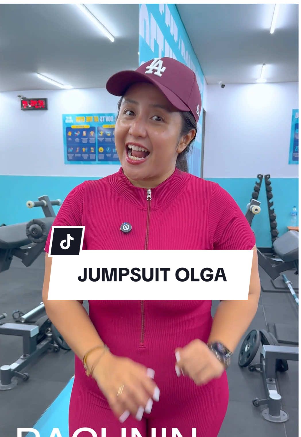 Enak bgtt jumpsuitnya ada yg model pendek pendek atau panjang panjang loh 😚