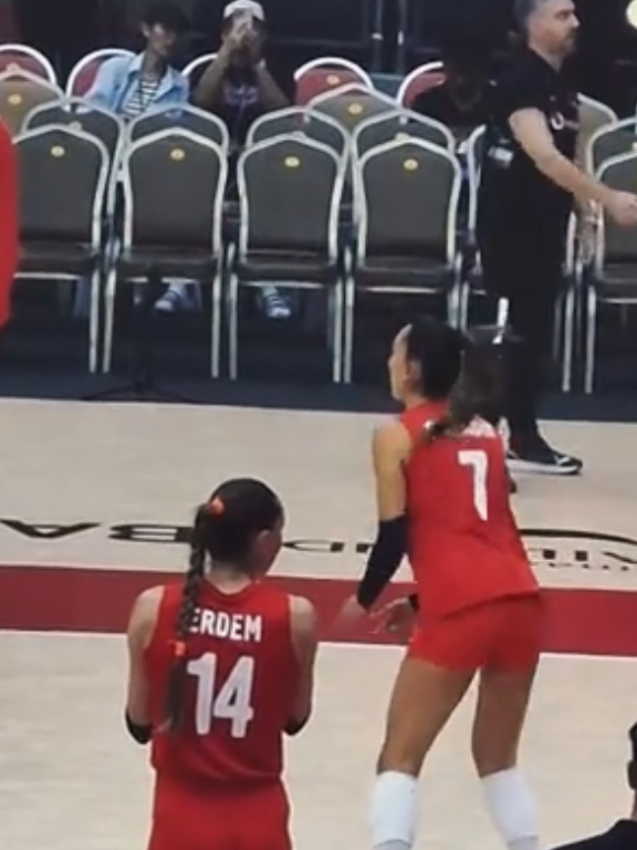 #handebaladin #melissavargas #ilkinaydin #voleybol #Türkiye 