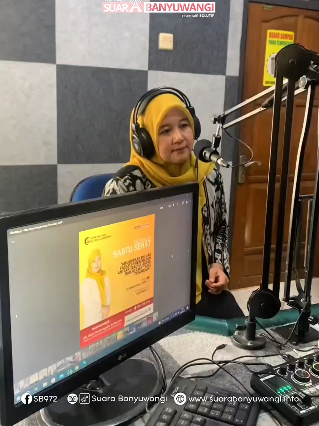 Tema: “Melahirkan di Luar Fasilitas Kesehatan: Antara Tradisi, Risiko, dan Akses”. Sebuah ruang diskusi untuk menggali lebih dalam fenomena yang masih melekat di masyarakat. @Klinik dr. Didik Sulasmono  #fyp #suarabanyuwangi #foryoupage #bwi 
