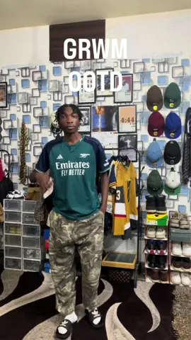 Get ready with me 🫵🏻🙂‍↔️ #fitspiration #streetwear #ootdfashion #trendingvideo #viral 