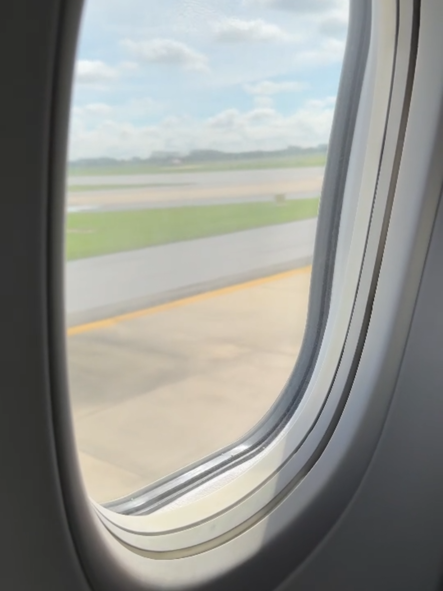 รีวิวทำไฟล์ทบิน 1 แลนด์ค่ะ ✈️ #แอร์สาว #แอร์โฮสเตส #cabincrew #เพื่อความบันเทิง #fyp 