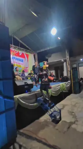 nduwe ne brambang yo nyawer brambang wooo🖐 #CapCut #bibitbawangmerah #petaniindonesia🇮🇩🇮🇩🇮🇩🌿🌿 #bawangmerahnganjuk #nganjukkotaangin 