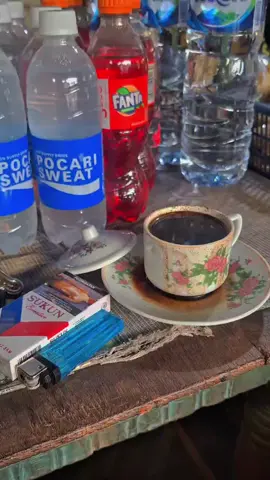 ngopi soree lekk #promoseruweekend #jamngopi #kopisore #kopihitam 
