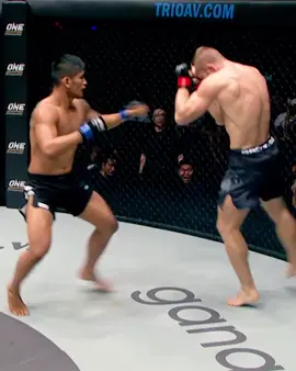 From The Archives 🎞️ Before Aung La N Sang takes on Zebaztian Kadestam at ONE Fight Night 36, look back at his ONE Middleweight World Title win in 2017! #ONEFightNight36 | Fri Oct 3 at 9PM ET 🇺🇸🇨🇦 Watch Live on Prime 🇬🇧🇮🇪 Watch Live on Sky Sports 🌍 Live TV broadcast in 190+ countries (check local listings) 🌍 Also available on ONE YouTube and ONE Facebook (geo-restrictions may apply) 🌍 Also available on Watch.ONEFC.com (geo-restrictions may apply) Get your tickets now 👉 Link in bio