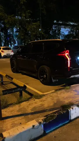 Pengen di sapa user Pajero hitam 🙌#pajerohitam #cumidaratt💨#fyp 