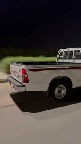 اذكرو الله ماشاءالله✨❤️#مخزن #2014 #هايلكس #explore #fyp 