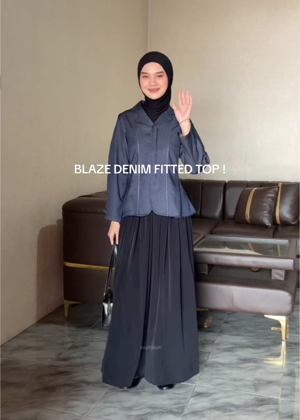 denim fitted top for classy and minimalist look💫✨ — @TASY THE LABEL  #denim #fittedtop #OOTD 