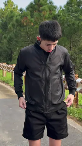 Áo khoác dù nam màu đen trơn