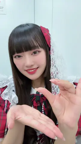 ねぇ♡おいしい踊ったよん🥺 この前の番組の日の顔！ #shupines #ねぇおいしい #おすすめ 